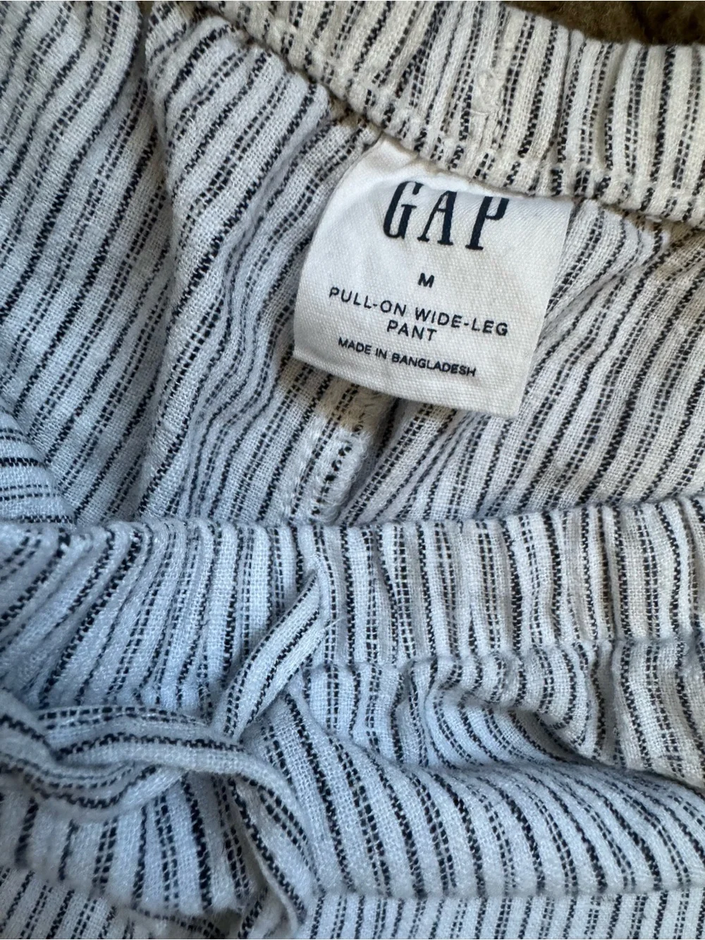 GAP women’s pull